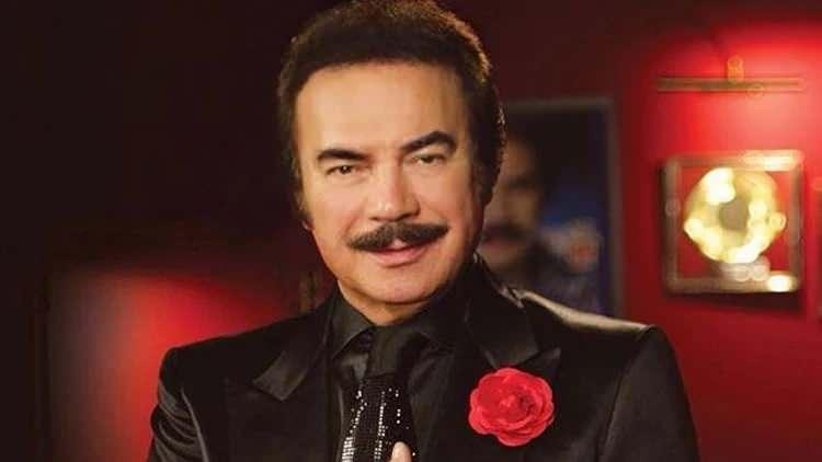 <p>Galada basın mensuplarıyla keyifli bir sohbet gerçekleştiren Gencebay, son günlerin popüler sorusu olan <span style="color:#800080"><em><strong>"Hayatınız bir film olsa kim oynasın istersiniz?"</strong></em></span> sorusuna cevap verdi.</p>
