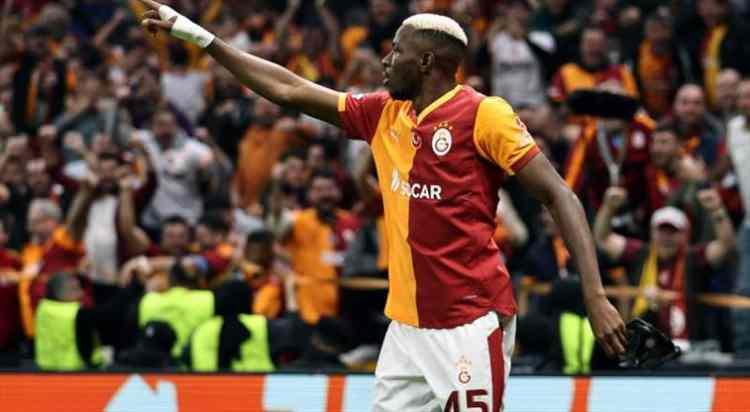 <p>Galatasaray'ın Nijeryalı yıldızı Victor Osimhen, takımının Monaco'ya 1-0 yenildiği maçta bu sezon ilk kez bir Devler Ligi karşılaşmasında ağları havalandıramadı.</p>

