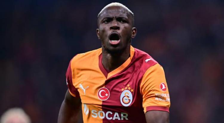 <p>Osımhen, Galatasaray formasıyla bu sezon Liverpool'a 1, Union SG'ye 2 ve Ajax'a 3 gol kaydetti.</p>
