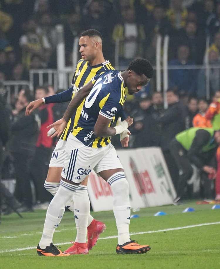 <p>Tedesco'nun forvet pozisyonu i&ccedil;in "En-Nesyri ve Duran yeterli" ifadesini kullandığı &ouml;ne s&uuml;r&uuml;ld&uuml;.</p>
