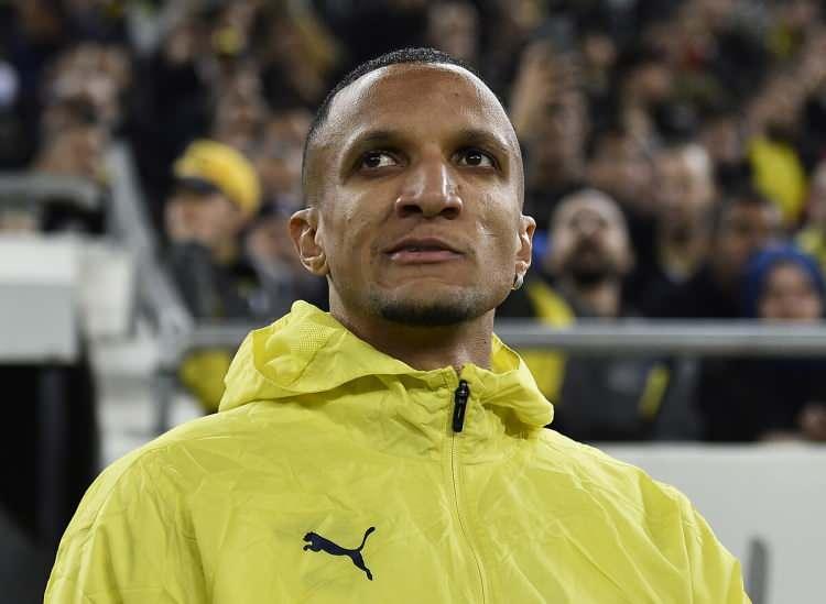 <p>Rodrigo Becao</p>
