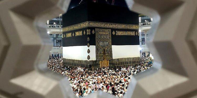 <p>Ayrıca, <strong>izinsiz fotoğraf ve video çekiminde kullanılan cihazlara el konulacağı</strong> ve <strong>kural ihlali yapan kişiler hakkında yasal süreç başlatılacağı</strong> ifade edildi.</p>
