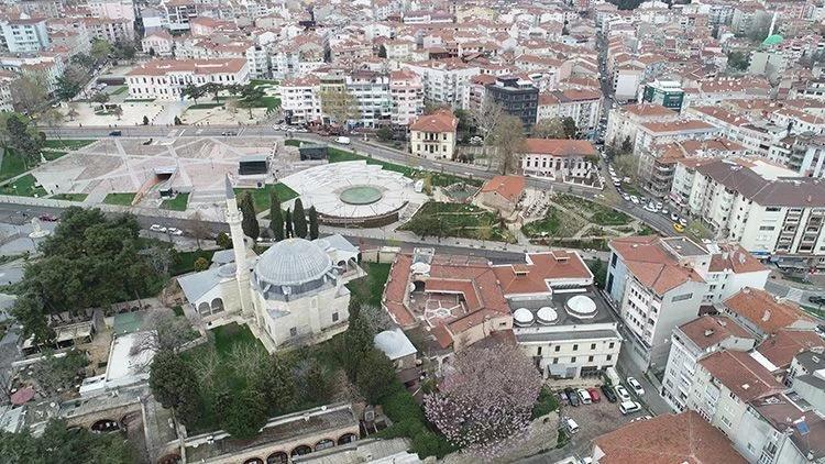 <p><strong>4- Tekirdağ</strong></p>

<p>&nbsp;</p>

<p>Kişi başına d&uuml;şen milli gelir (dolar): 18 bin 406</p>

<p>Kişi başına d&uuml;şen milli gelir (T&uuml;rk Lirası): 604 bin 226</p>
