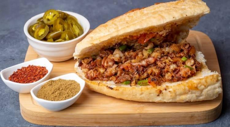 <p><strong>13- KOKORE&Ccedil;</strong></p>
