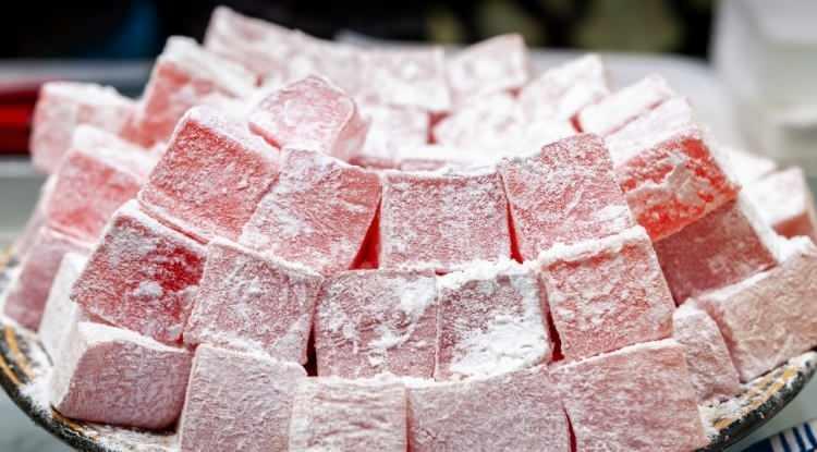 <p><strong>12- LOKUM</strong></p>
