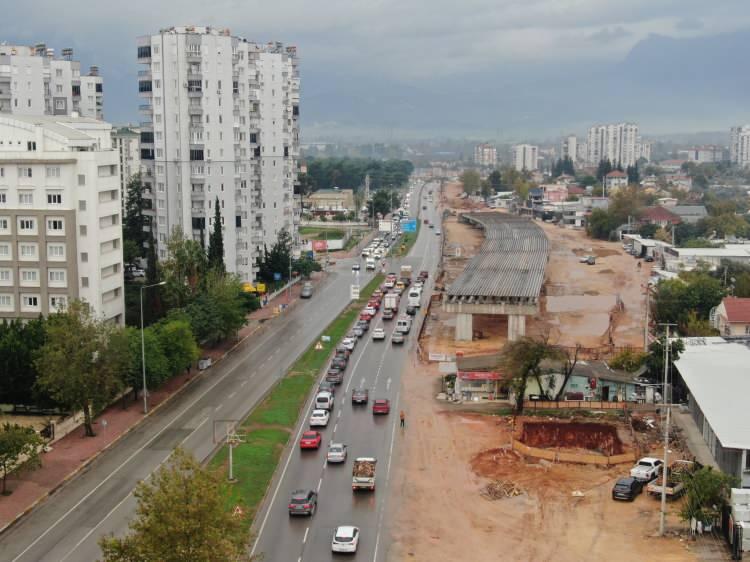 <p>Çalışmalara devam edilebilmesi için Ulaştırma ve Altyapı Bakanlığının pideci hakkında açtığı davanın sonuçlanması bekleniyor.</p>

