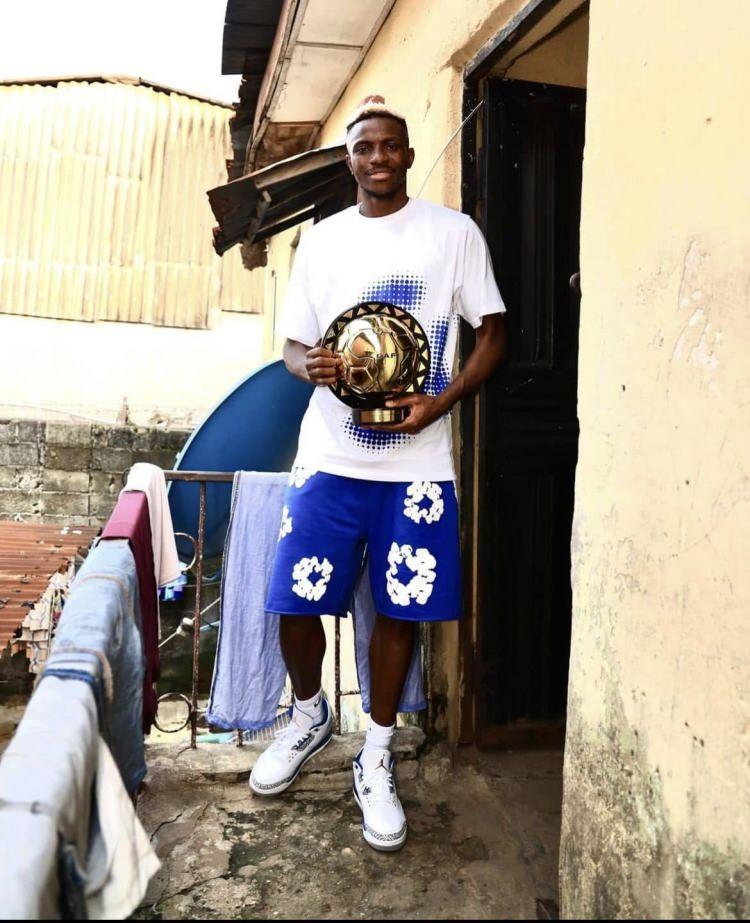 <p><em><strong><span style="color:#800080">"Kira &ouml;deyecek paramız olmadığı i&ccedil;in babam i&ccedil;erideyken &ccedil;atımızı s&ouml;kt&uuml;ler. Ev sahibimiz &ccedil;atımızı s&ouml;kt&uuml;."</span></strong></em></p>
