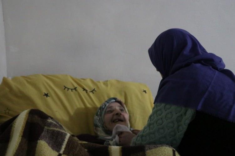 <p><span style="color:#A52A2A"><strong>4 KARDEŞ AYNI HASTALIKLA DÜNYAYA GELDİ</strong></span></p>

<p> </p>

<p>Bünyan ilçesi Musaşeyh Mahallesi'nde yaşayan Remzi-Ayşe Doğan çiftinin 9 çocuğundan <span style="color:#A52A2A"><strong><em>4'ü doğuştan serebral palsi hastası olarak dünyaya geldi.</em></strong></span></p>
