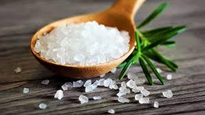 <p><em><strong>İşte fazla tuzu v&uuml;cuttan atmak i&ccedil;in uygulayabileceğiniz&nbsp;3 y&ouml;ntem!</strong></em></p>
