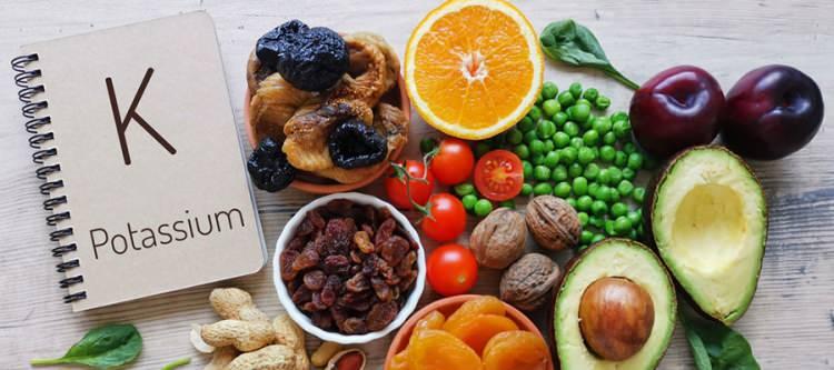 <p><span style="color:#800080"><strong>POTASYUM ORANI Y&Uuml;KSEK GIDALAR T&Uuml;KETİN</strong></span></p>
