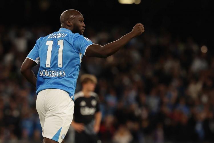 <p>19-Romelu Lukaku</p>
