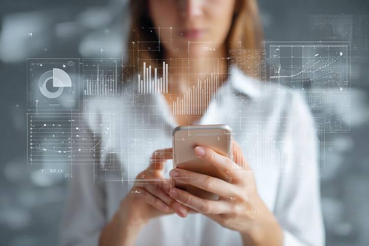 <p><span style="color:#B22222"><strong>Patronun Eşini/Sevgilisini Facebook'ta Reddetmek:</strong></span></p>

<p>&nbsp;</p>

<p>Patronun sosyal medya bağlantı talebini kabul etmediği i&ccedil;in bir &ccedil;alışanın kovulması.</p>
