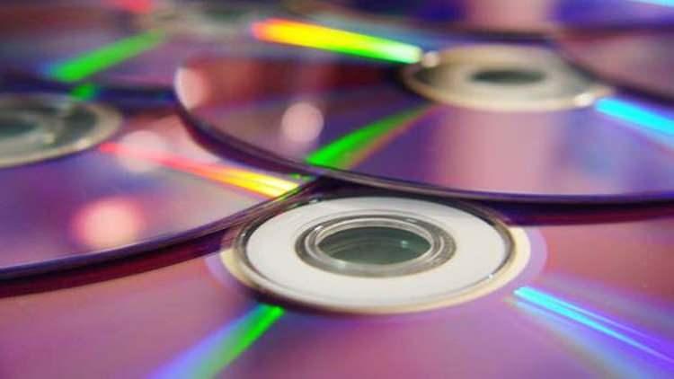 <p><span style="color:#B22222"><strong>FİZİKSEL MEDYA</strong></span></p>
