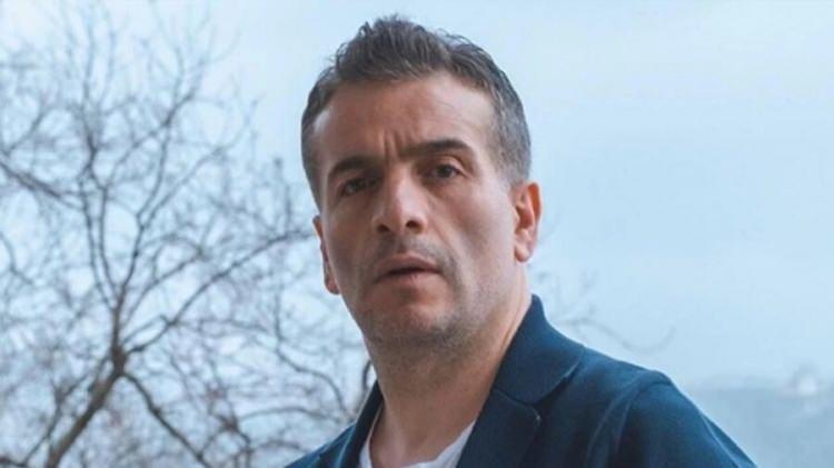 <p>MURAT CEMCİR KORKUTTU</p>

<p>İ&ccedil; kanama ge&ccedil;irdiği tespit edilen &uuml;nl&uuml; oyuncu Murat Cemcir, yoğun bakıma alındı ve 72 saat boyunca burada tedavi edildi. 49 yaşındaki oyuncunun tedavisi bittikten sonra taburcu edildi.&nbsp;</p>
