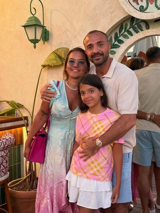 <p><span style="color:#800080"><strong>DEMET AKALIN'IN KIZI OYUNCULUK TEKLİFİ ALMIŞ</strong></span></p>
