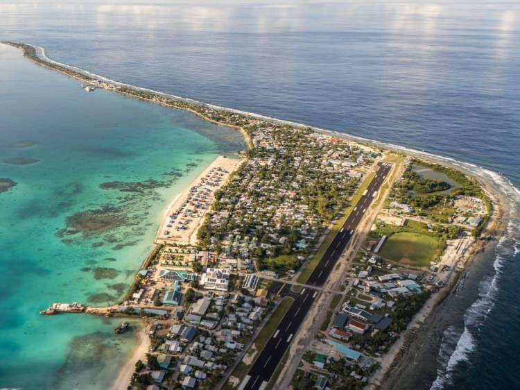 <p>Pasifik'teki bu ada &uuml;lkesi, k&uuml;resel ısınma nedeniyle sular altında kalma tehlikesiyle karşı karşıya.</p>

<p>&nbsp;</p>
