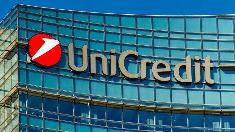 <p>8. İtalya: UniCredit - $120B</p>
