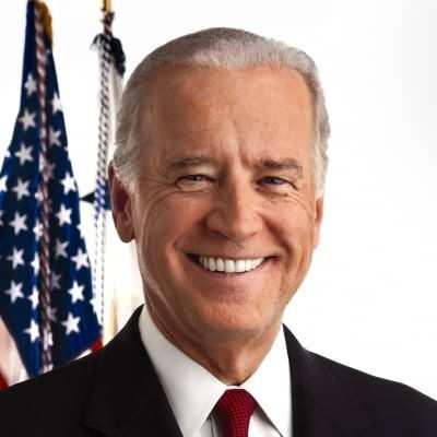 <p><strong><span style="color:#B22222">18)&nbsp; JOE BIDEN</span>&nbsp; |&nbsp; ESKİ ABD BAŞKANI</strong></p>

<p>&nbsp;</p>

<p>Joseph Robinette Biden Jr. (20 Kasım 1942 doğumlu), Amerika Birleşik Devletleri'nin 46. başkanı olan Amerikalı bir politikacıdır. Demokrat Parti &uuml;yesi olan Biden, 2009-2017 yılları arasında Başkan Barack Obama d&ouml;neminde 47. başkan yardımcısı olarak g&ouml;rev yaptı ve 1973-2009 yılları arasında Delaware'i ABD Senatosu'nda temsil etti.</p>
