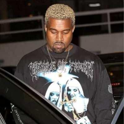 <p><strong><span style="color:#B22222">14)&nbsp; KANYE WEST</span>&nbsp; |&nbsp; M&Uuml;ZİSYEN</strong></p>

<p>&nbsp;</p>

<p>Ye (ger&ccedil;ek adı Kanye Omari West, 8 Haziran 1977) Amerikalı bir rap&ccedil;i, s&ouml;z yazarı, plak yapımcısı ve moda tasarımcısıdır. 21. y&uuml;zyılın en etkili ve tartışmalı sanat&ccedil;ılarından biri olarak kabul edilir.</p>
