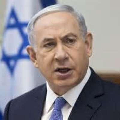 <p><strong><span style="color:#B22222">2)&nbsp; BENJAMIN NETANYAHU&nbsp; </span>|&nbsp; İSRAİL'İN BAŞKANI</strong></p>

<p>&nbsp;</p>

<p>Benjamin Netanyahu&rsquo;dan nefret edilmesinin başlıca nedeni, Filistin meselesinde izlediği sert g&uuml;venlik politikaları, Gazze ve Batı Şeria&rsquo;daki asker&icirc; operasyonlar ile sivil kayıplar nedeniyle uluslararası alanda ağır eleştiriler almasıdır. Ayrıca yolsuzluk davaları, yargı reformu girişimleri ve &uuml;lke i&ccedil;indeki demokratik dengeyi zayıflattığı iddiaları, İsrail toplumunda da ciddi bir tepki ve kutuplaşma oluşturmuştu..</p>

<p>&nbsp;</p>
