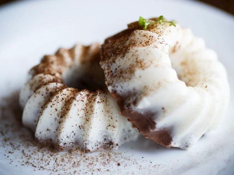 <p><strong>7- Tembleque &ndash; Porto Riko</strong></p>
