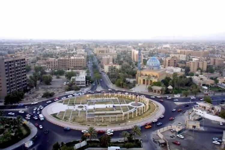 <p><span style="color:#B22222"><strong>8)&nbsp; IRAK</strong></span></p>
