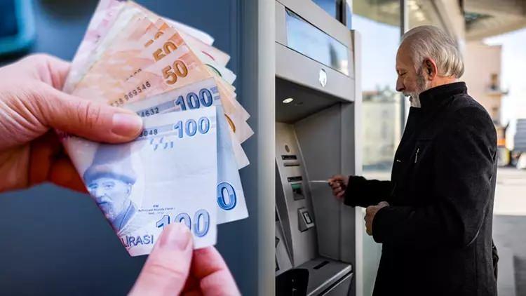 <p>&Ouml;zel sekt&ouml;rde &ccedil;alışanlar 31 Aralık'a kadar emeklilik dilek&ccedil;elerini SGK'ya vermeleri halinde 2025 yılı emeklisi sayılacak. İşlemleri Ocak 2026'da tamamlanarak 31 Aralık 2025 tarihi &uuml;zerinden emeklilik maaşları hesaplarına yatırılacak.</p>
