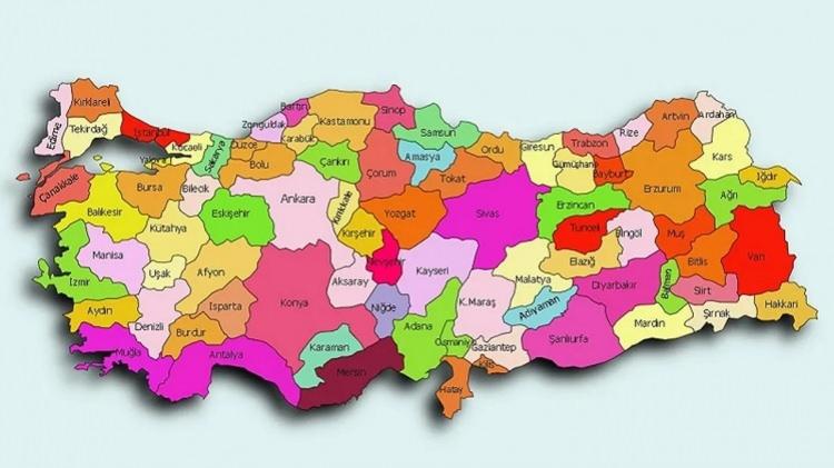 <p>Araştırmada en kısa boy ortalamasına sahip b&ouml;lgenin Karadeniz b&ouml;lgesi olması dikkat &ccedil;ekti.&nbsp;</p>

<p>En uzun boy ortalaması ise Ege ve Marmara B&ouml;lgesi'nde.&nbsp;</p>

