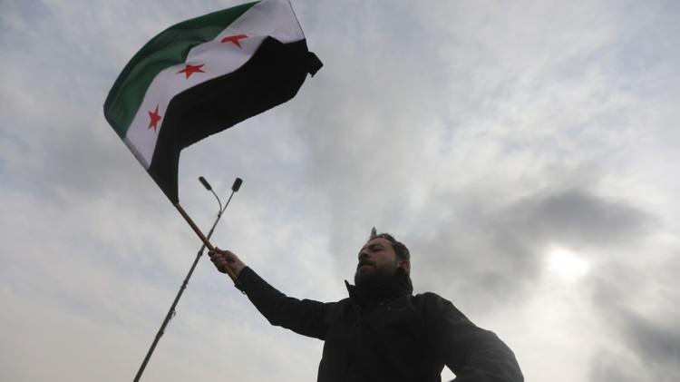 <p><strong><span style="color:#B22222">25)&nbsp; SURİYE&nbsp;</span> |&nbsp; 100 BİN</strong></p>
