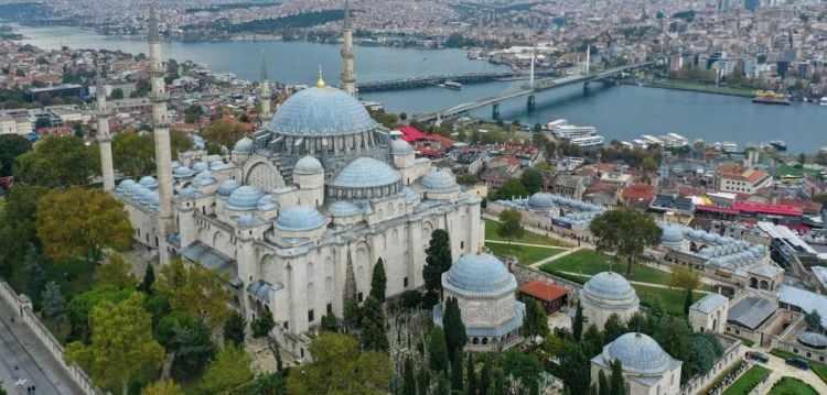 <p><span style="color:#B22222"><strong>İŞTE HALA İHTİŞAMINI KORUYAN MEKANLAR...&nbsp;</strong></span></p>
