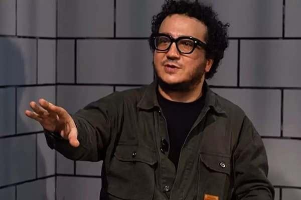 <p><span style="color:#FF0000"><strong>"ŞİZOFRENİK DAVRANIŞLARI VARDI BELLİYDİ"</strong></span></p>

<p><strong>Ge&ccedil;tiğimiz g&uuml;nlerde Adem Metan'ın konuğu olan Oytun Erbaş, Ela R&uuml;meysa Cebeci'yi kastederek g&uuml;ndemdeki konuya dair yeni a&ccedil;ıklamalarda bulundu. Cebeci'yi ima eden Erbaş, "Programına katıldım, yanında oturdum. Ne diyebilirim? Ama belliydi şizofrenik davranışları vardı' dedi.&nbsp;</strong></p>
