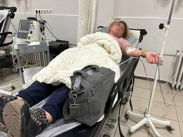 <p><strong>Bunun &uuml;zerine gen&ccedil; kadın eşini &ccedil;ağırdı ve eşi, Duygu K.'yı Erciyes &Uuml;niversitesi Tıp Fak&uuml;ltesi Gevher Nesibe Hastanesi'ne g&ouml;t&uuml;rd&uuml;.</strong></p>
