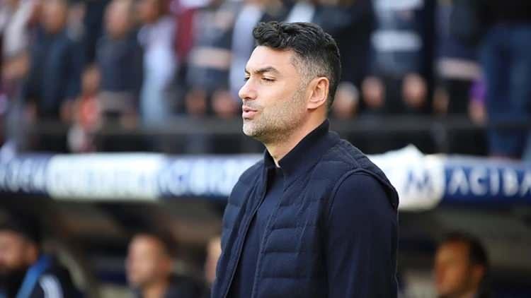 <p>Konuyla ilgili Gaziantep FK'den yapılan a&ccedil;ıklamada ise şu ifadeler kullanıldı:<br />
<br />
<strong>"D&uuml;n oynanan G&ouml;ztepe karşılaşması sonrası iki ma&ccedil; sonra g&ouml;revi bırakacağını a&ccedil;ıklayan Teknik Direkt&ouml;r&uuml;m&uuml;z Burak Yılmaz, bug&uuml;n aldığı karar doğrultusunda şu anda bırakmanın daha doğru olacağını ifade ederek istifa etmiştir. Teknik Direkt&ouml;r&uuml;m&uuml;z Burak Yılmaz ve ekibine emekleri i&ccedil;in teşekk&uuml;r eder, bundan sonraki kariyerlerinde başarılar dileriz."</strong></p>
