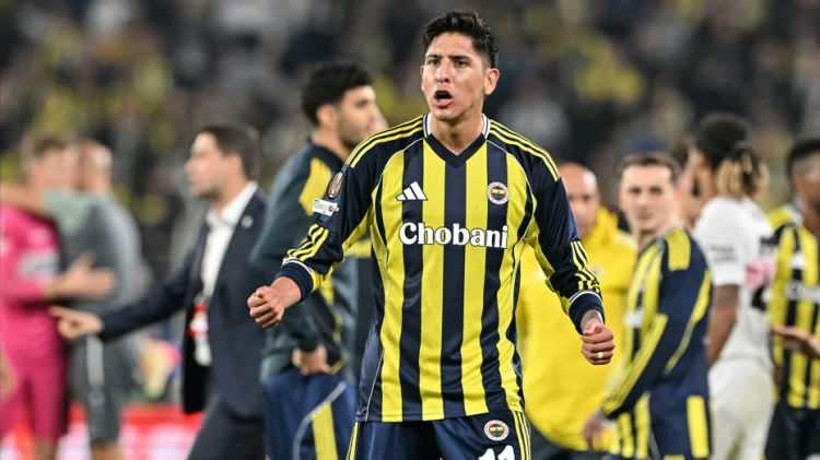 <p>Orta saha: Edson Alvarez | Fenerbah&ccedil;e | 22 milyon euro</p>

