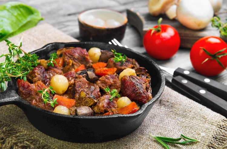 <p><strong>10- Beef Bourguignon FRANSA</strong></p>

