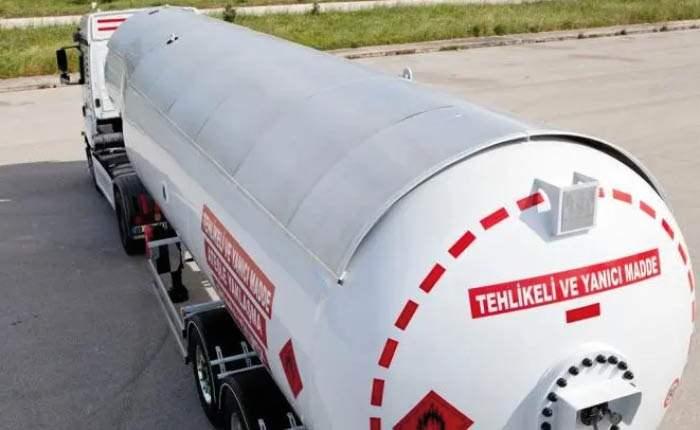 <p><span style="color:#B22222"><strong>3 - Yurtpet Akar Yakıt LPG Dağıtım Paz. San. ve Tic. Ltd. Şti:</strong></span></p>

<p>&nbsp;</p>

<p>1 milyar 423 milyon TL</p>

<p>&nbsp;</p>
