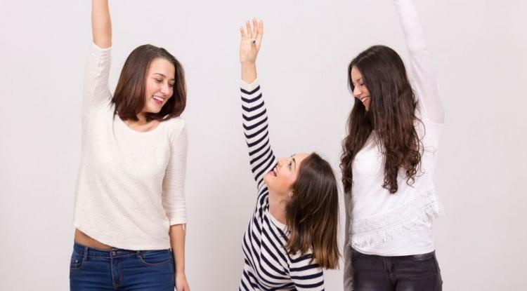 <p><span style="color:#FF0000"><strong>EN UZUN BOYLU İLLER İSE MARMARA VE EGE B&Ouml;LGESİ'NDE!</strong></span></p>

<p><strong>Yapılan &ccedil;alışmalara g&ouml;re en uzun boy ortalamasının g&ouml;r&uuml;ld&uuml;ğ&uuml; şehirler ise Ege ve Marmara b&ouml;lgelerinde yer alıyor.&nbsp;</strong></p>
