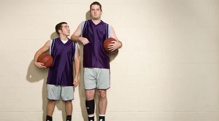 <p><strong>Uzmanlara g&ouml;re; bu şehirlerde ortalamaların y&uuml;ksek &ccedil;ıkmasının temelinde yaşam standartları, beslenme &ccedil;eşitliliği, sosyoekonomik durum ve b&ouml;lgesel genetik fakt&ouml;rler etkili.</strong></p>
