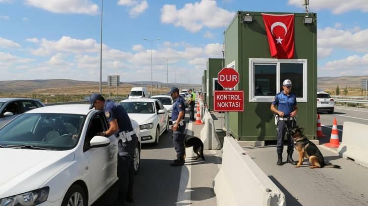 <p><span style="color:#B22222"><strong>Yetkisiz &ccedil;akar/siren kullanma</strong></span> 11.631 TL</p>

<p>&nbsp;</p>
