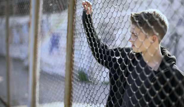 <p><span style="color:#B22222"><strong>2- Çocukları suçta kullananlar için hangi düzenlemeye gidilecek?</strong></span></p>

<p>&nbsp;</p>

<p>Örgütün faaliyeti çerçevesinde işlenen suçlarda çocukların araç olarak kullanılması halinde, örgüt yöneticilerine ilgili hükme göre verilecek ceza yarısından bir katına kadar artırılacak.</p>
