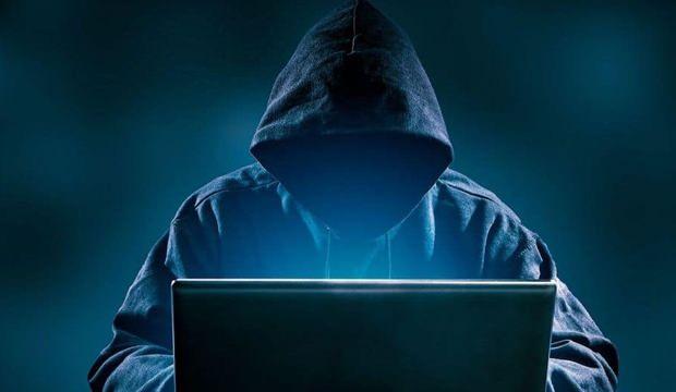 <p>Askıya alınan hesaptaki paralara el konulabilecek. El konulan suça konu menfaat, suçtan zarar gören mağdura ait olduğunun anlaşılması halinde soruşturma veya kovuşturma evresinde sahibine iade edilecek.</p>
