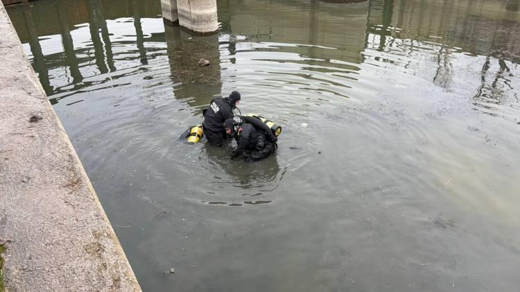 <p>İhbar &uuml;zerine ekipler, Tuncay Arslan&rsquo;ın bulunması i&ccedil;in &ccedil;alışma başlattı.&nbsp;</p>
