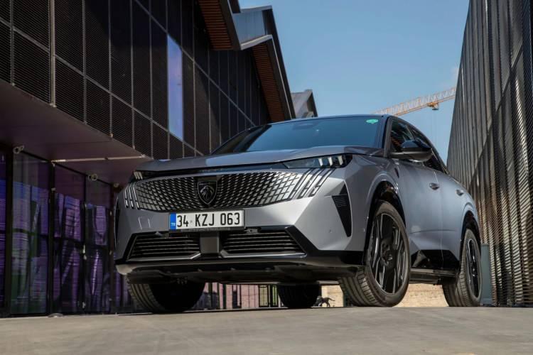 <p>Peugeot'tan 6-12 ay vadede 700 bin liraya kadar y&uuml;zde 0-0,49 oranında faiz oranlarıyla kredi imkanı.</p>
