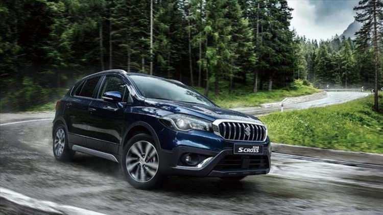 <p>Suzuki S-Cross 200 bin lira kredi, 12 ay vade, y&uuml;zde 0 faiz oranlarıyla satışa sunuldu.</p>
