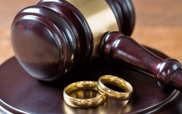 <p>&Uuml;nl&uuml;lerin boşanmaları, genellikle kamuoyunun ve finans d&uuml;nyasının dikkatini &ccedil;eken dudak u&ccedil;uklatıcı para miktarlarını i&ccedil;erir.</p>
