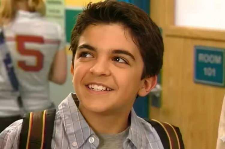 <p><strong>Bir d&ouml;neme damga vuran Nickelodeon'ın sevilen dizisi "Ned's Declassified School Survival Guide" ile adını geniş kitlelere duyuran ABD'li oyuncu Tylor Chase, uzun yıllardır ekranlardan uzak bir yaşam s&uuml;rd&uuml;r&uuml;yordu.</strong></p>
