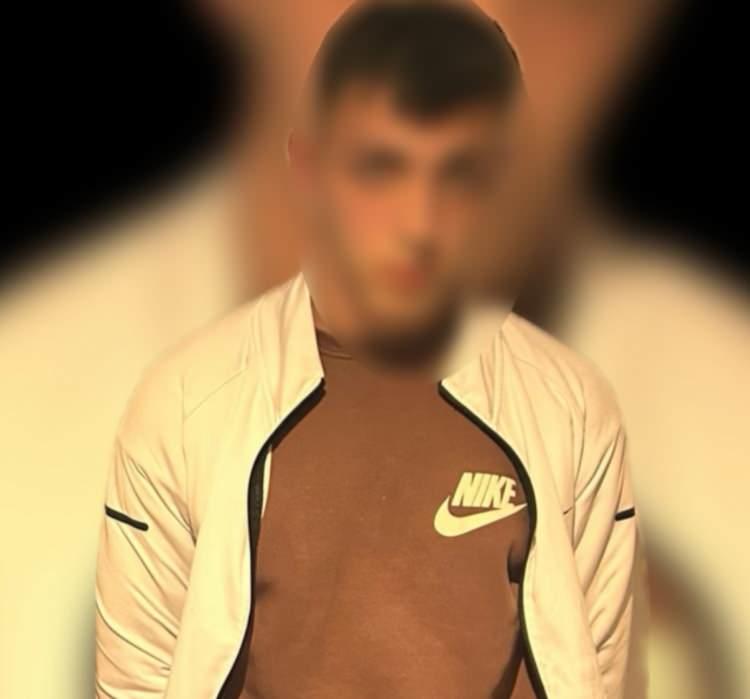 <p><span style="color:rgb(33, 37, 41)">Beşiktaş İl&ccedil;e Emniyet M&uuml;d&uuml;rl&uuml;ğ&uuml;ne bağlı motorize yunus polisi, Kuru&ccedil;eşme&rsquo;de ş&uuml;phe &uuml;zerine 33 BRZ 95 plaka otomobili durdurdu.&nbsp;</span>​</p>
