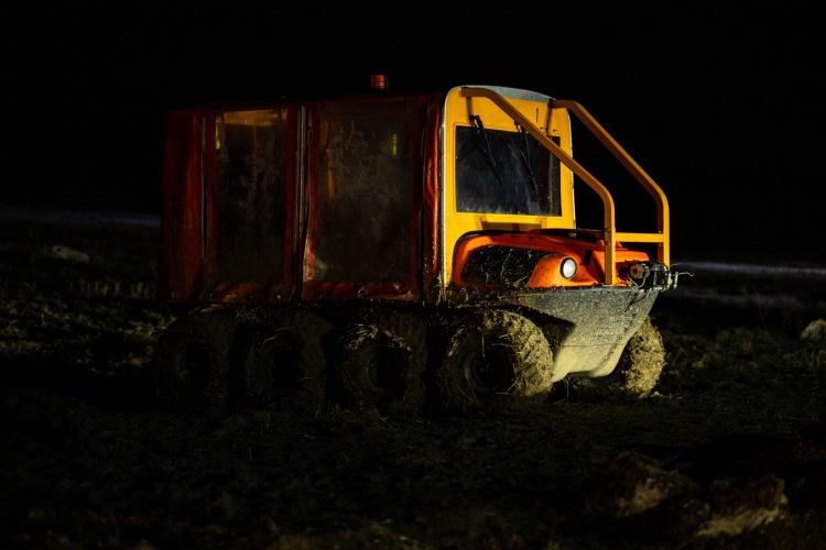 <p><strong>20.33:</strong> U&ccedil;aktaki pilot en riskli aciliyet kodu olan 7700 acil durum kodu verdi. Eşzamanlı olarak u&ccedil;ak radardan kayboldu.</p>

<p><br />
<strong>20.34</strong>: Hava Trafik Kontrol&ouml;r&uuml; ses seviyesi kontrol&uuml; i&ccedil;in pilotla teyitleşme ger&ccedil;ekleştirdi.</p>

<p><br />
<strong>20.34:</strong> U&ccedil;ak, Esenboğa Havalimanı'na acil geri d&ouml;n&uuml;ş i&ccedil;in Yaklaşma Kontrol &Uuml;nitesi'ne devredildi.</p>
