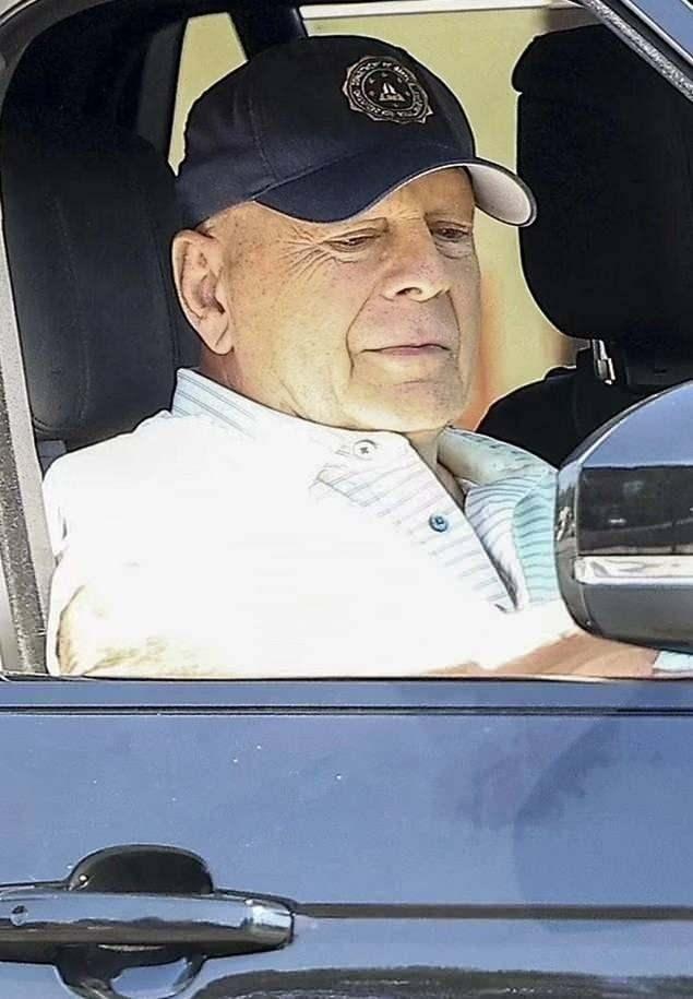 <p><strong>Ailenin bağış kararını bu aşamada kamuoyuyla paylaşması, Willis'in hastalığının son evresine girildiğinin ve bu zorlu s&uuml;rece hem etik hem de duygusal olarak hazırlandıklarının bir g&ouml;stergesi olarak nitelendiriliyor.</strong></p>
