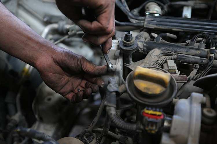 <p>Benzinli yakıt sistemlerinde oluşan sorunların &uuml;&ccedil;&uuml;nc&uuml; sırada yer aldığı geri &ccedil;ağırma sebepleri arasında, hidrolik sistemdeki sorunlara d&ouml;rd&uuml;nc&uuml; sıraya yerleşti.</p>
